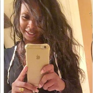 Meet your Posher, Tiara